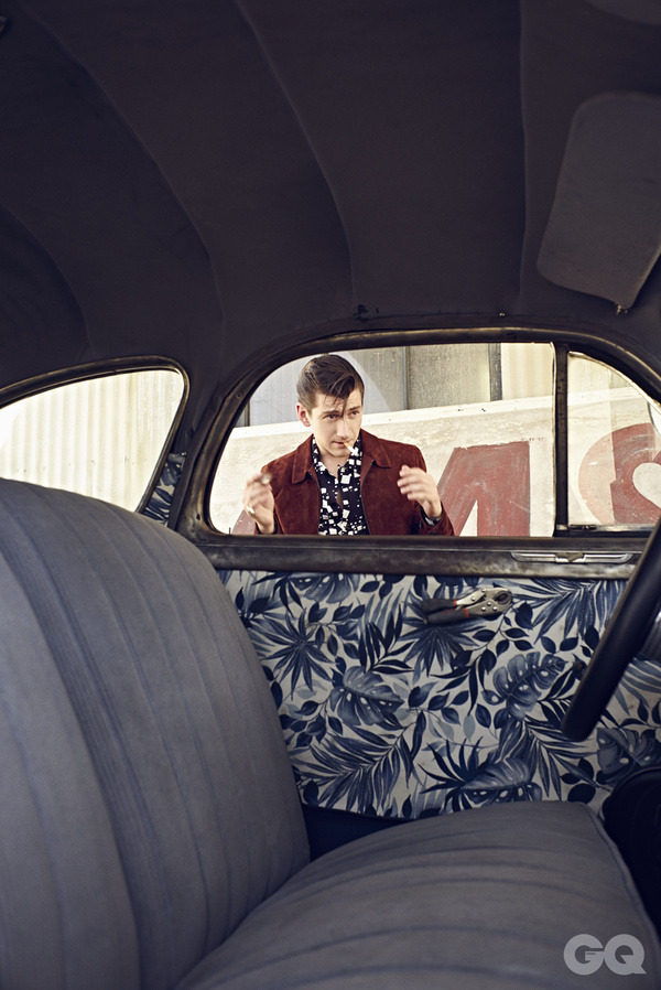 mitch-mttz:  GQ FRANCE. ALEX TURNER TOMA LA ACTITUD PARA GQ. New Western…