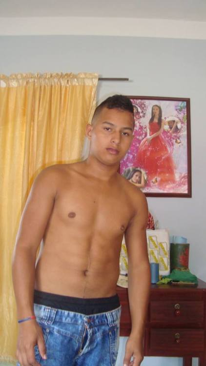 videosamedianoche:  piscina