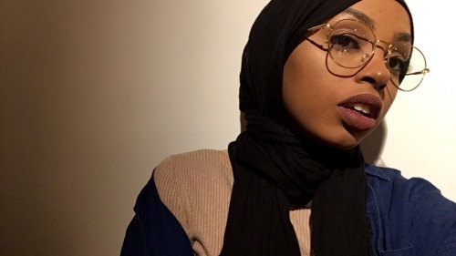 blackwomenonly:dwelldreamer:To my beautiful Black Hijabis: Don’t let the world place you in a 