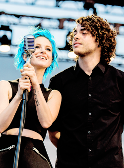 PARAMORE