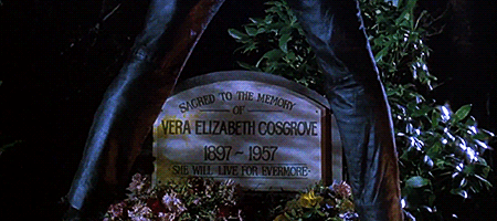 midnightmurdershow:    Dead Alive (1992) Directed by Peter Jackson    That’s my