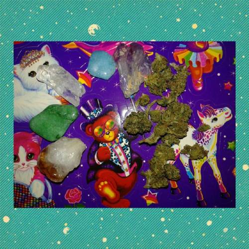 ☁  °°°°°°°°°°°∆°°°°°°°°°°°∆∆°°°°°°°°°∆∆∆°°°°°°°°°°°°∆∆°  #lisafrank#cannapeople #stonergirl #cannabi