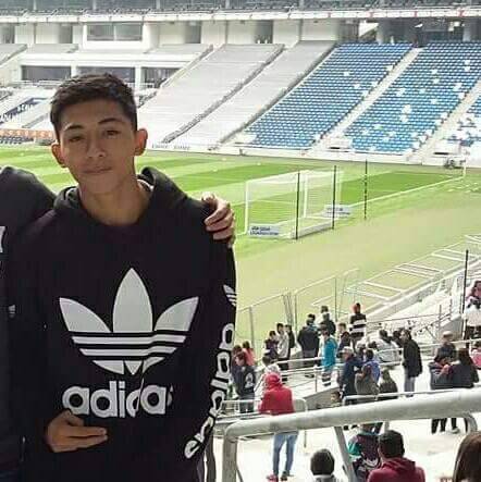 verdurad:  jair el chico mas pedido sus fotos mas abajo, reblogueen chicos 