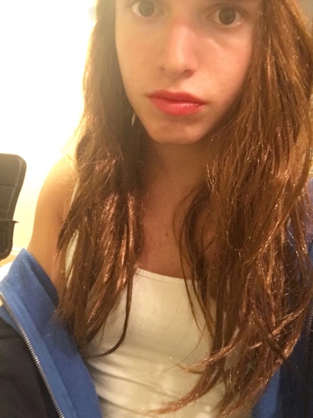 cumcoveredashley:  Guys my pussy is absolutely soaked I want my face used and abused