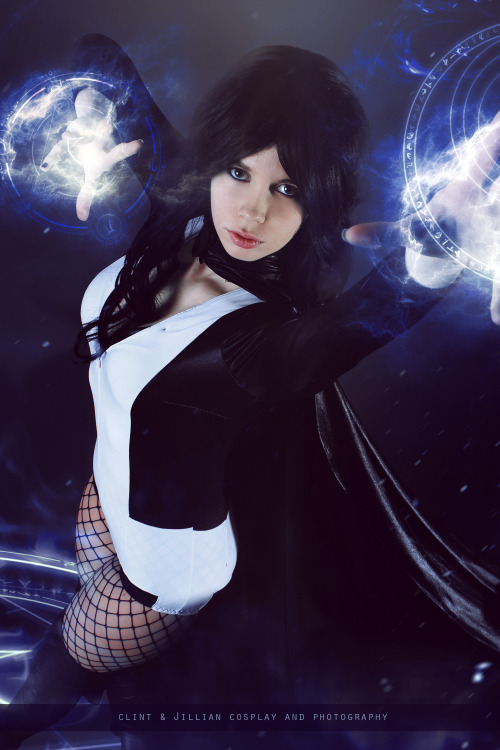 comicbookcosplay:• Florencia Sofen Holland as Zatanna Zatara •Justice League Dark [ Second Costume ]