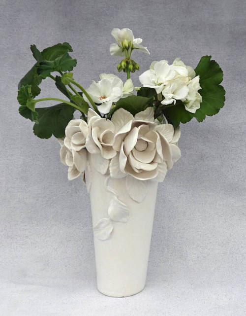 White Roses Ceramic Vase //ValGarberCeramics