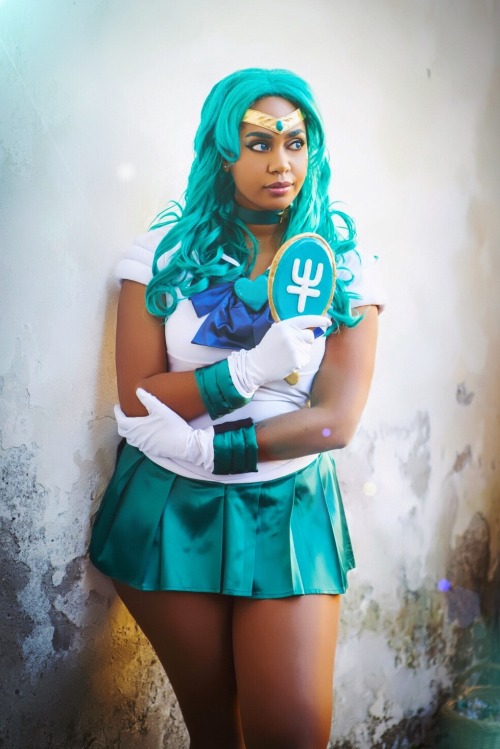 Cosplay: Sailor Neptune (Sērā Nepuchūn)Model/Cosplayer: Mirella PaolaPhoto/Editing: GameSoul.it &