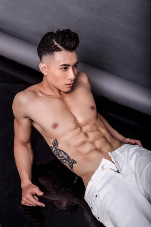 hotage-ass: menofvietnam: Thanh Duong for Americus and Gosani Part II Very good ✨