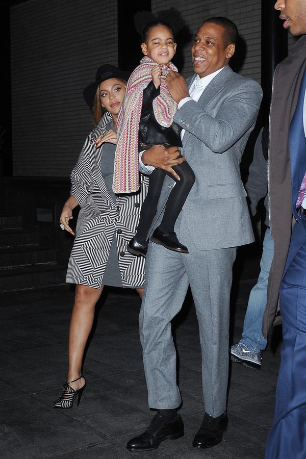 beyoncefashionstyle:  Beyoncé, Jay Z &amp; Blue Ivy in NYC (Dec. 7)