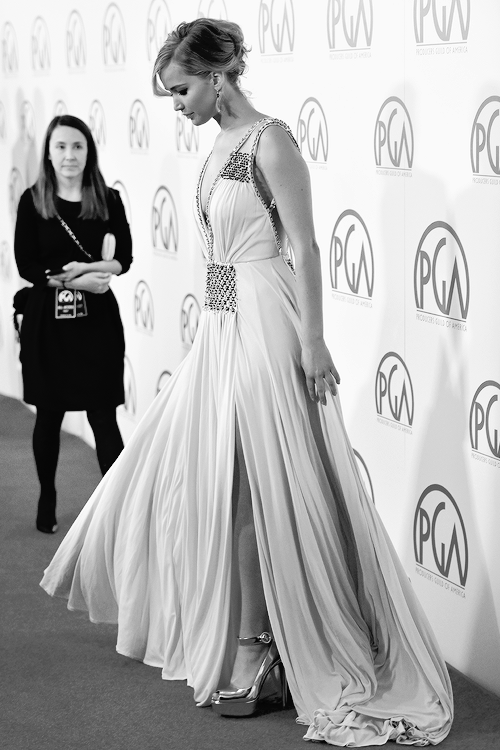 Jennifer Lawrence attends the 26th Annual Producers Guild Of America Awards at the