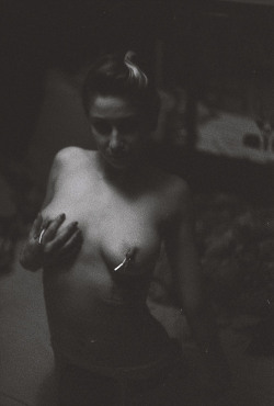 tigerandpilgrim:  Under exposed photo of