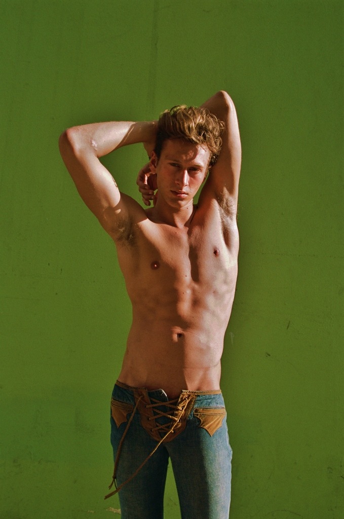 americasfinestkids:  Reed, portraying his sex appeal. frame #15  San Diego, California