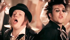 legendstodust:  make me choose: fedorable-stump asked: Pete Wentz or Patrick Stump?