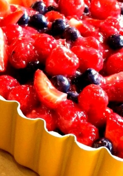 Recipe for Fresh No-Bake Fruit Pie
A prepared shortbread pie crust is filled with fresh strawberries, blueberries, raspberries, and blackberries for a quick and cool no-bake pie that won’t heat up your kitchen. Include a dollop of your preferred...