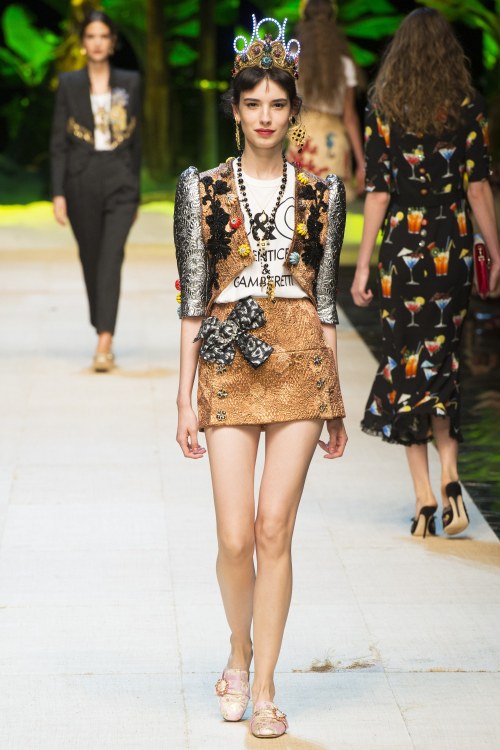 SPRING 2017 READY-TO-WEAR Dolce & Gabbana ... - www.kimlud.eu