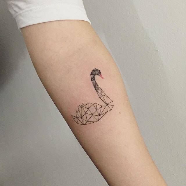 black swan tattoo - By Janne | Facebook
