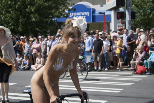 streakers:  Fremont Solstice 2013  porn pictures