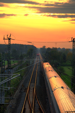 owsumm:  Sunset Trains by ~Thinking-Silence