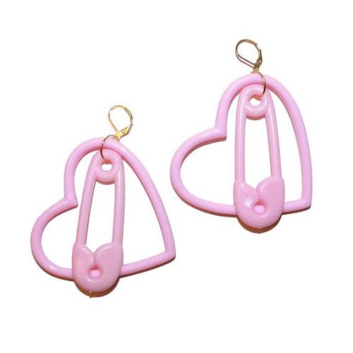 remadetrolol:Pastel pink heart & safety pin earrings ♥