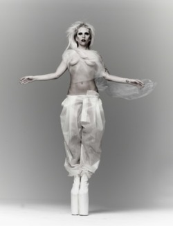 sofimartins:  Lady Gaga by Mariano Vivanco!