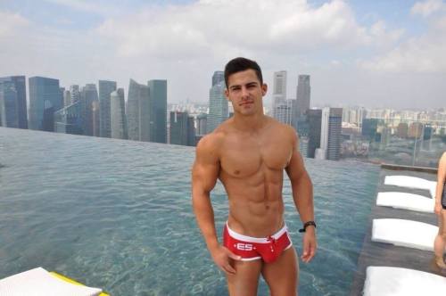 Porn Pics busankim:  Roman Dawidoff : Singapore Adonis