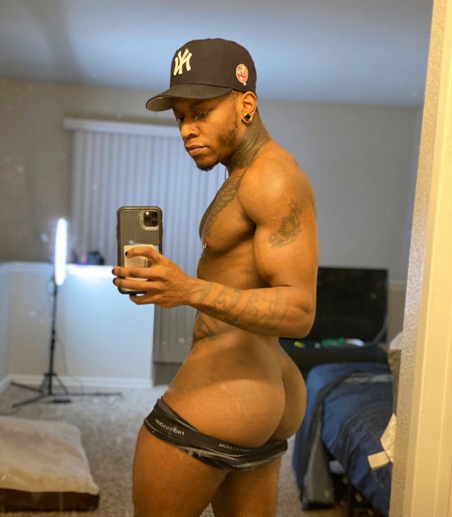 :R I C K I E @theerealrickie Follow Blaqhomme 