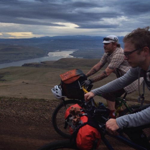 estrangedadventurer: Getting excited for our mutiny of @velodirt’s Dalles Mountain 60 this Saturday 