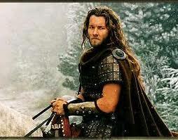 little-feather-is-me:Joel Edgerton as Gawain in King Arthur
