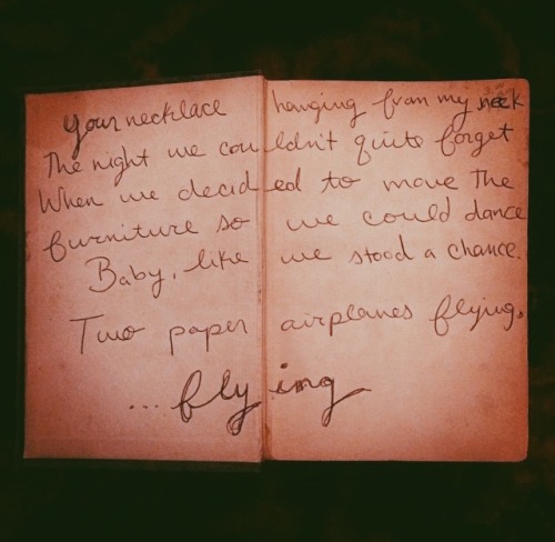 Taylor’s handwriting + 1989 lyrics