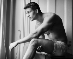 justdropithere:   Mitchell Slaggert by Hadar Pitchon 