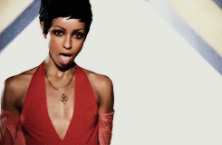 ThiS GuRL... HeaH...GoT Me "SpRuNg"!!