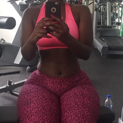 damnlookatdat:  Daaaamn