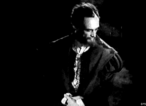 aikainkauna: Let’s just take a moment to appreciate Conrad Veidt’s badass for great just