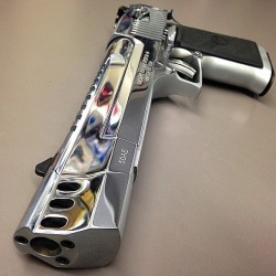 gunsdaily:  By @illmanneredgunrunner707 Ooooooooh