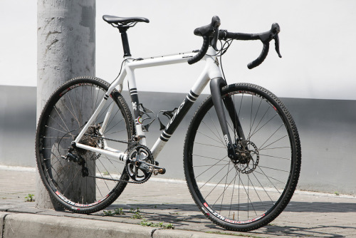 aces5050: Beautiful Bicycle: James’ Ibis Hakkalügi Disc Cross (by John Prolly)