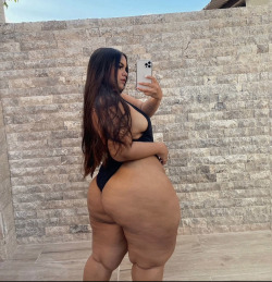 megalodonclub:fullmoonbaddies:Gracie thick porn pictures