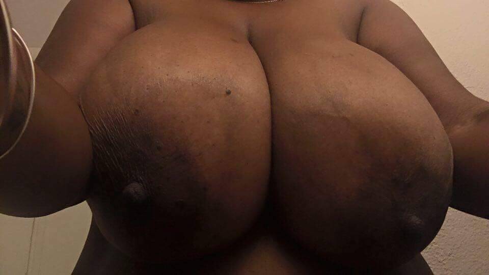 poohdawolf:  worldoftitties:  Just fukn HUGE  Yup 