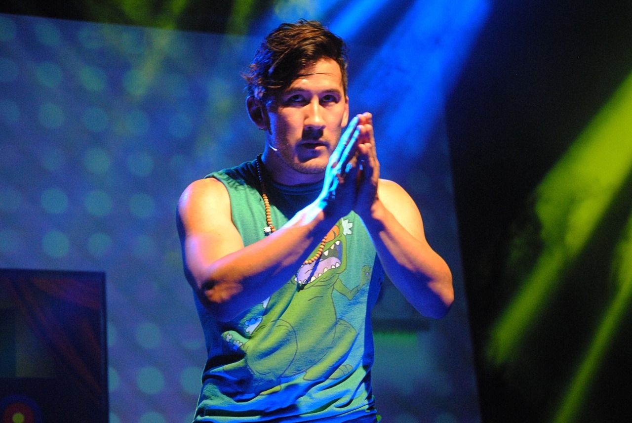 jewels-lipps:  Here are some more photos I finished editing from Markiplier’s You’re
