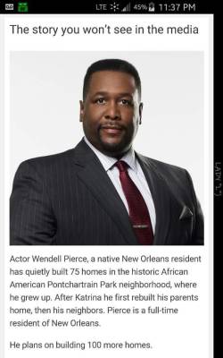 tontonmichel:  Wendell Pierce is a real hero. 