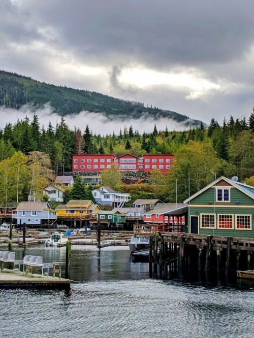 earthanthem:(via Pinterest) Telegraph Cove, Vancouver Island, Canada