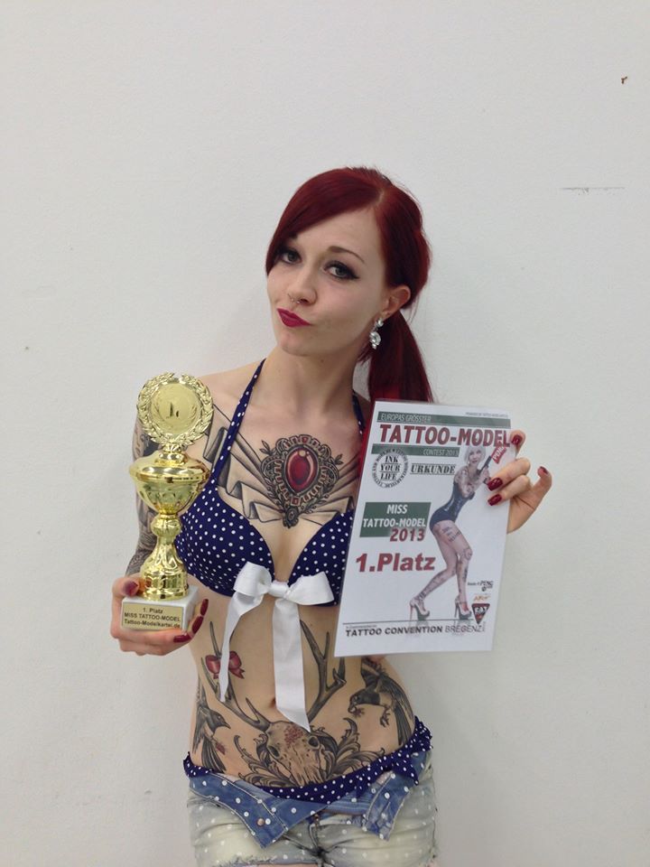 tattooedwomenarebeautiful:  Modèle: Betty Bittersweet (she’s Miss tattooedmodel