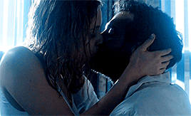 Do you kiss the mothers of all your patients? - The 9th Life of Louis Drax, 2016