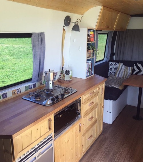 @liveslowcollective “Clean van, happy van” - The Rolling Home.  So very true&hellip;
