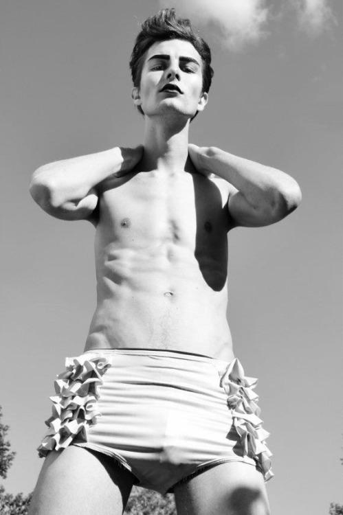 male-model-club:  Sogor Akos by Szilveszter Mako 