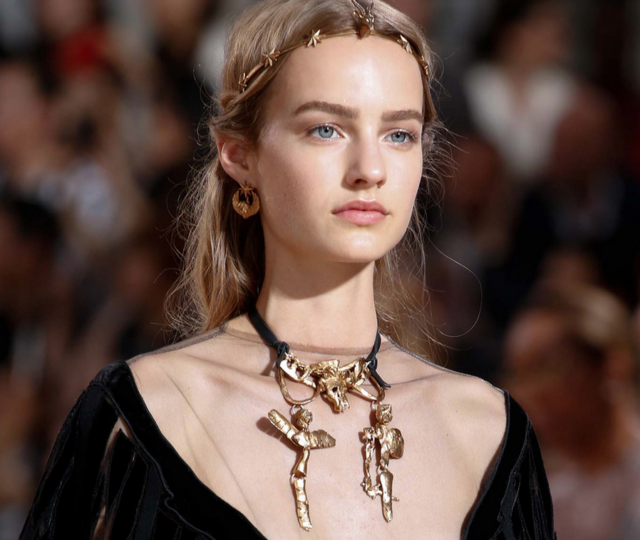 pure-lite:  Valentino Fall 2015 Couture 