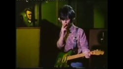 disfellowship:  Johnny Marr smoking a cigarette throughout the recording of ‘Nowhere Fast’ 