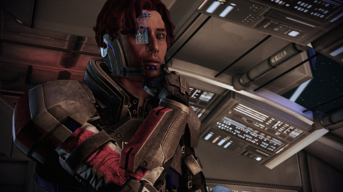 Ok, I don’t know why, but my Shepard in ME:LE permanently look either pissed off or about to cry :”3