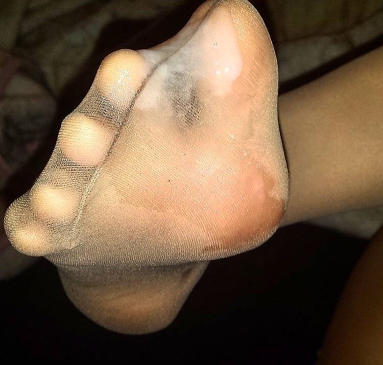 +18 Pantyhose Girl