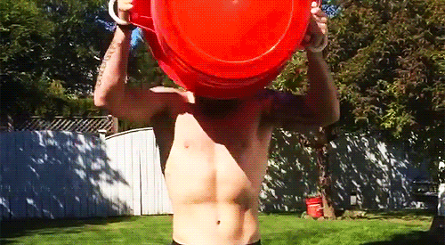 jokipakkas - Jordie Benn vs. The Ice Bucket Challenge. x
