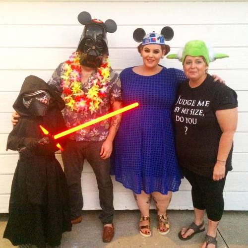 Happy Halloween from my family to yours! #starwarseverything ☄